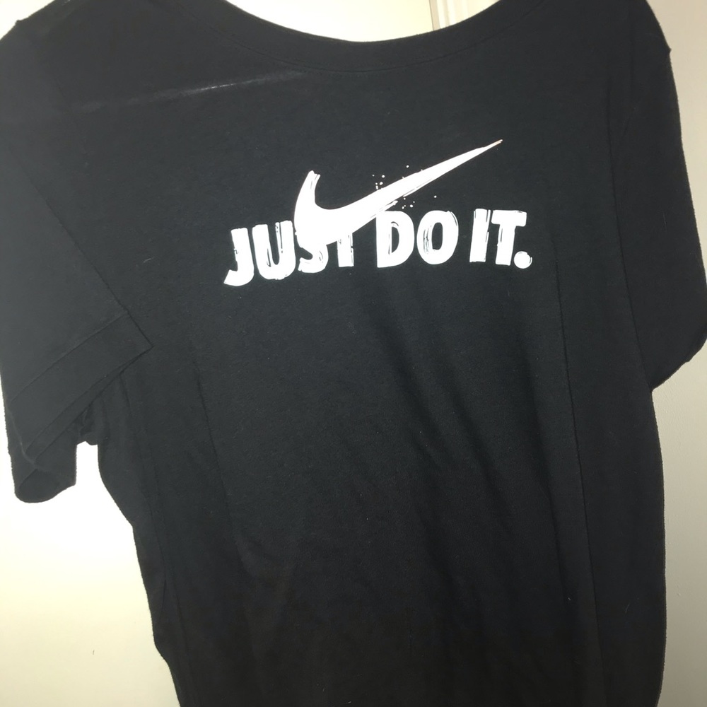 Nike Short Sleeve Tee